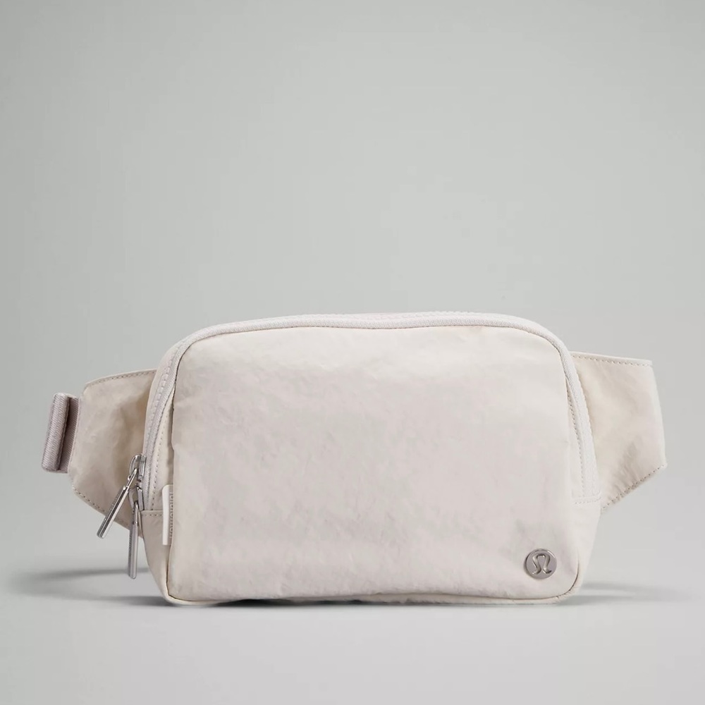 Lululemon Everywhere Belt Bag Large 2L (White Opal)